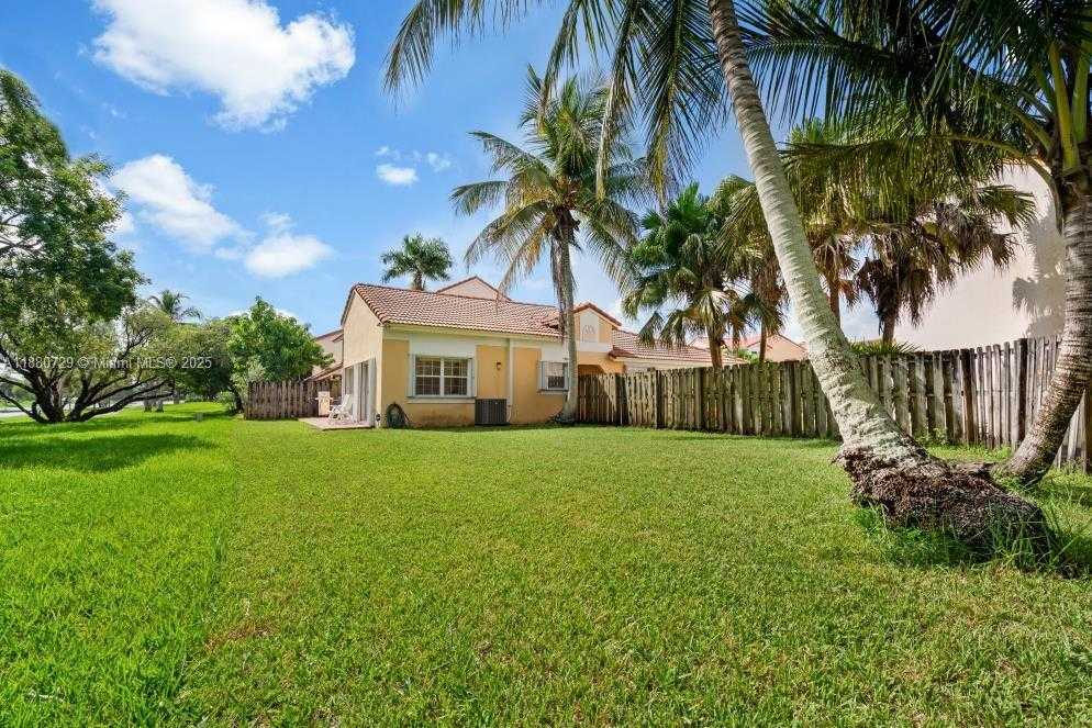 Small Image of 11221 SOUTH WEST 149TH PL, Miami Number 31