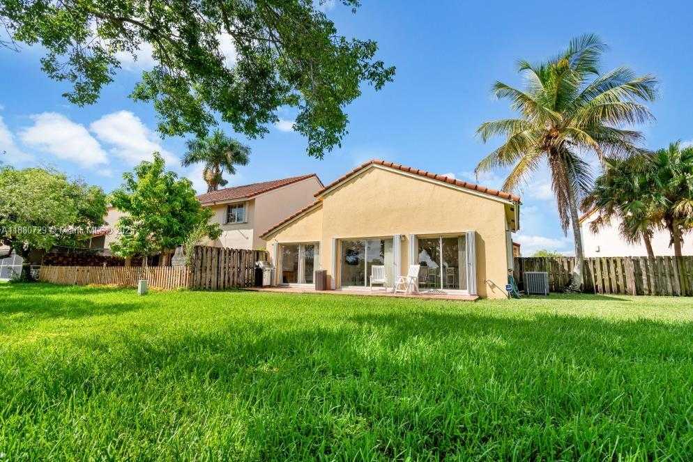 Small Image of 11221 SOUTH WEST 149TH PL, Miami Number 33
