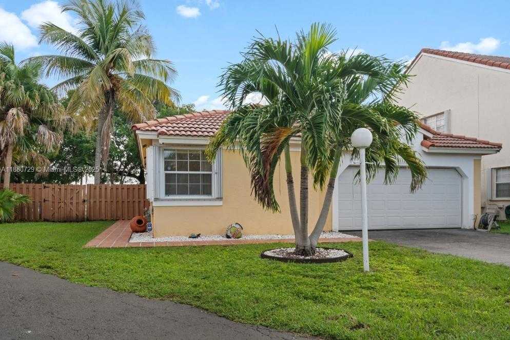 Small Image of 11221 SOUTH WEST 149TH PL, Miami Number 5