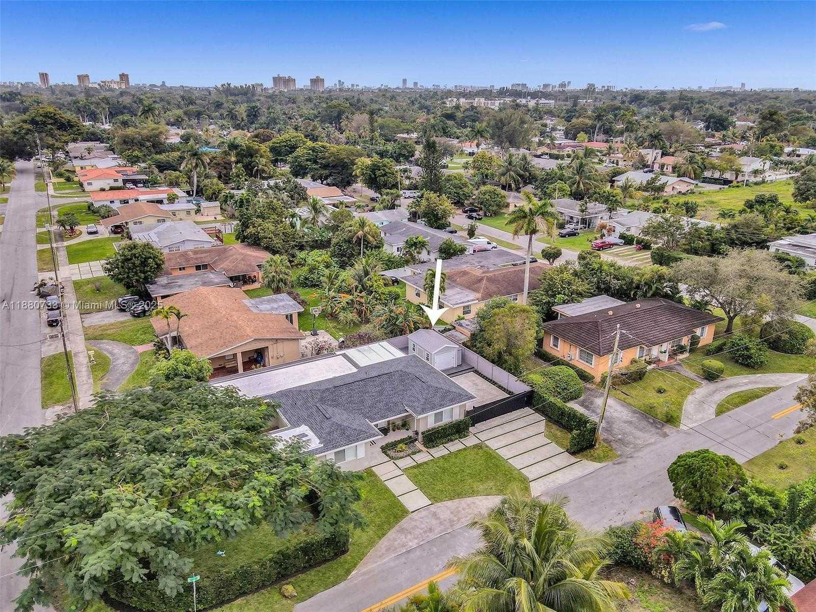 Small Image of 11425 NORTH EAST 3RD AVE, Miami Number 40