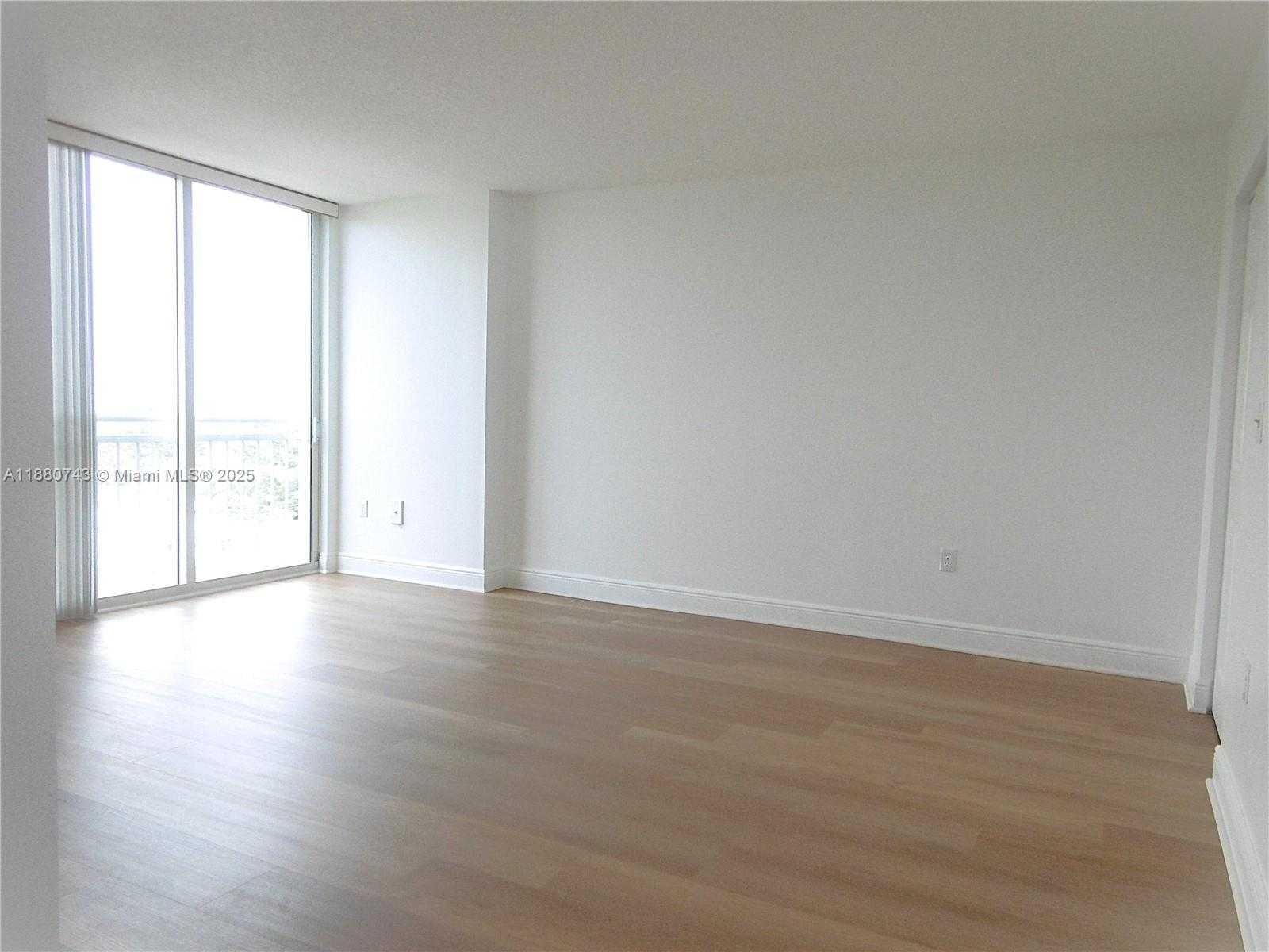 Small Image of 3000 CORAL WAY #819, Miami Number 20