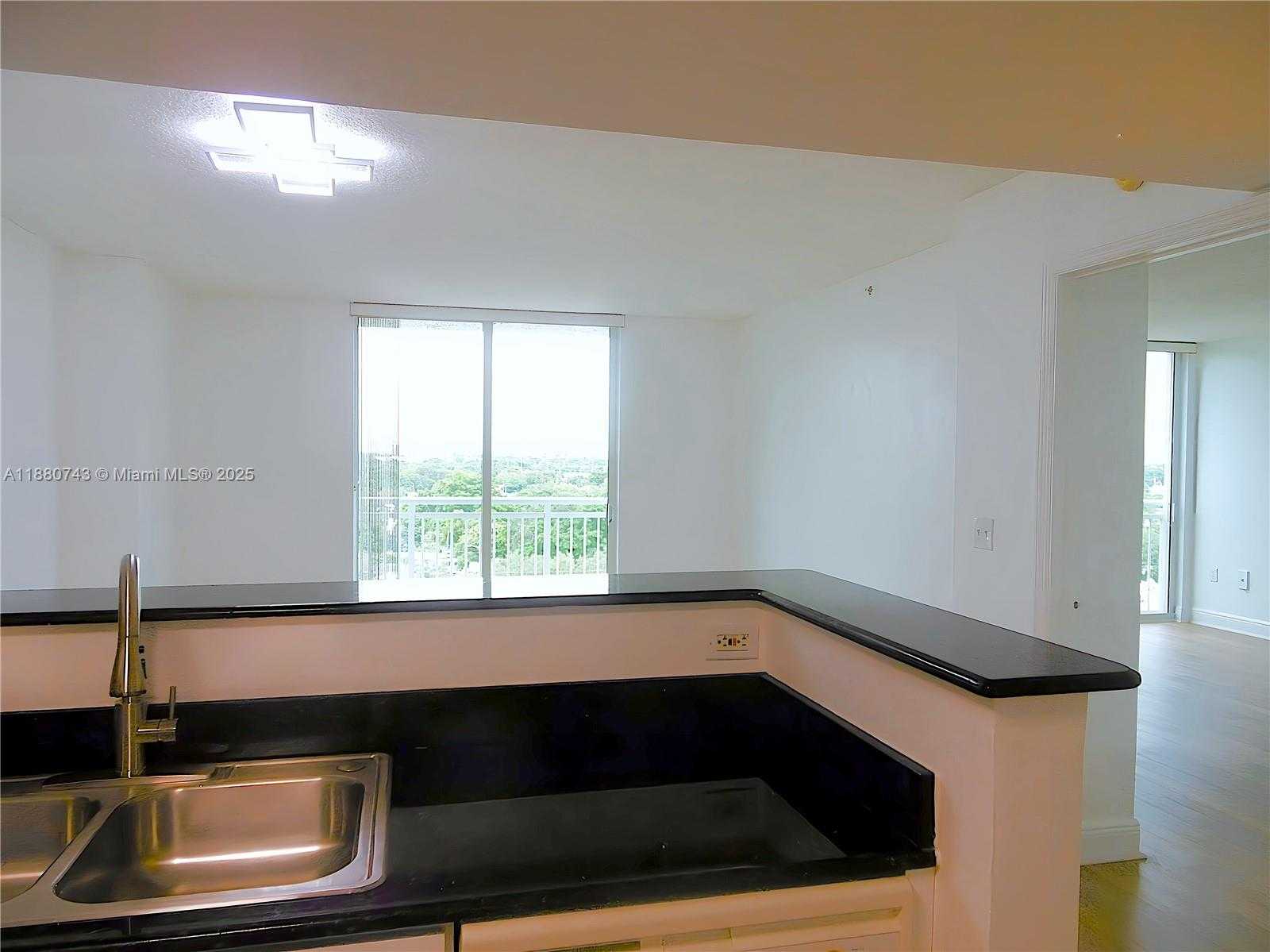 Small Image of 3000 CORAL WAY #819, Miami Number 25