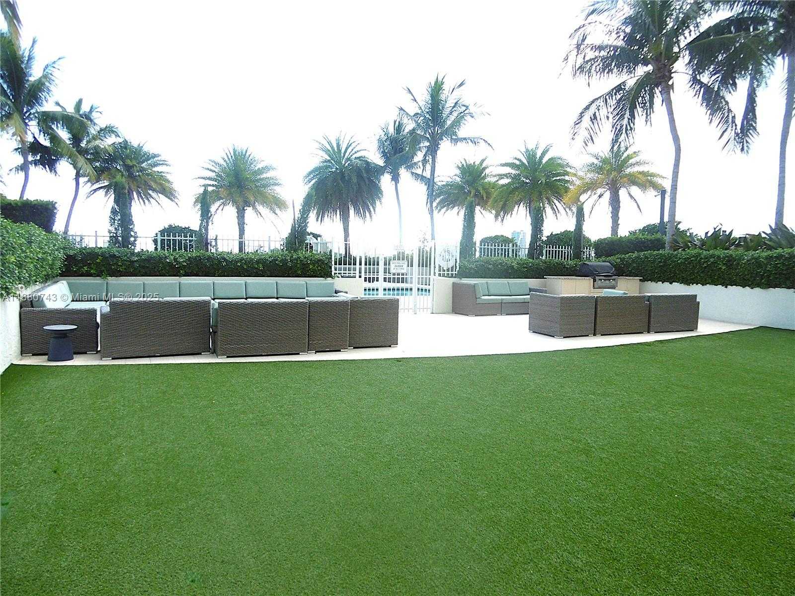 Small Image of 3000 CORAL WAY #819, Miami Number 28