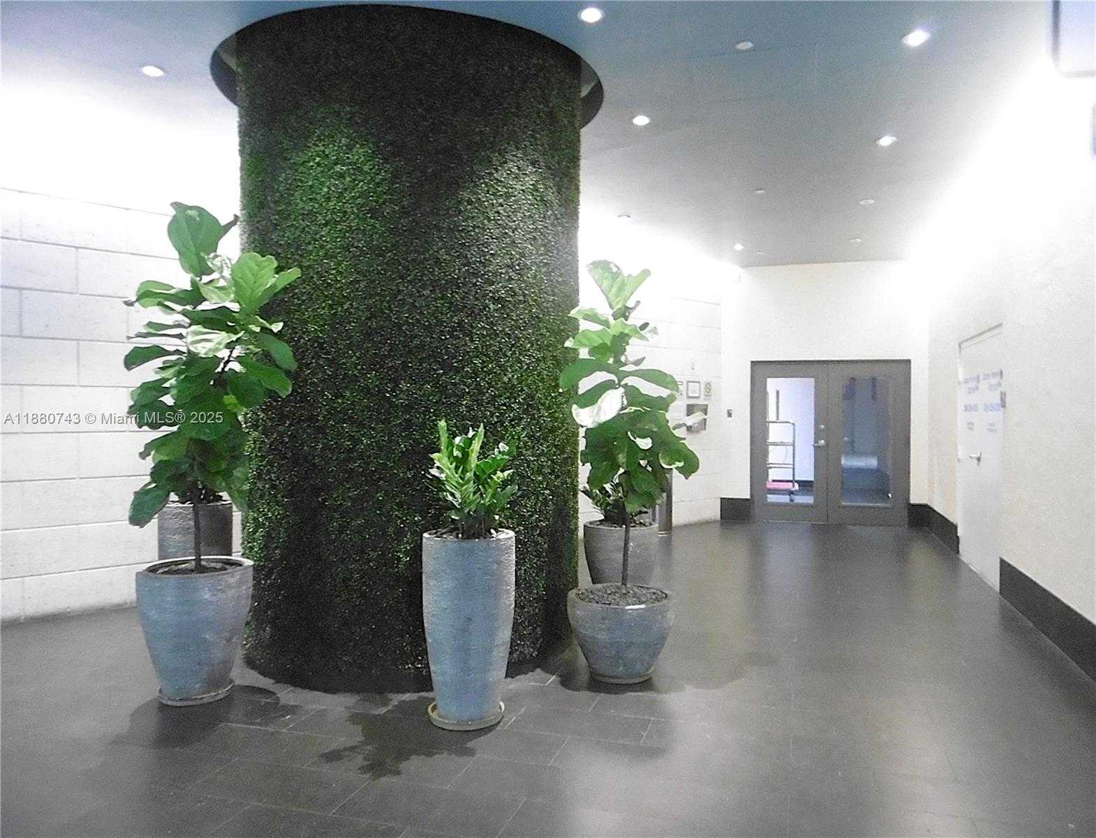 Small Image of 3000 CORAL WAY #819, Miami Number 33