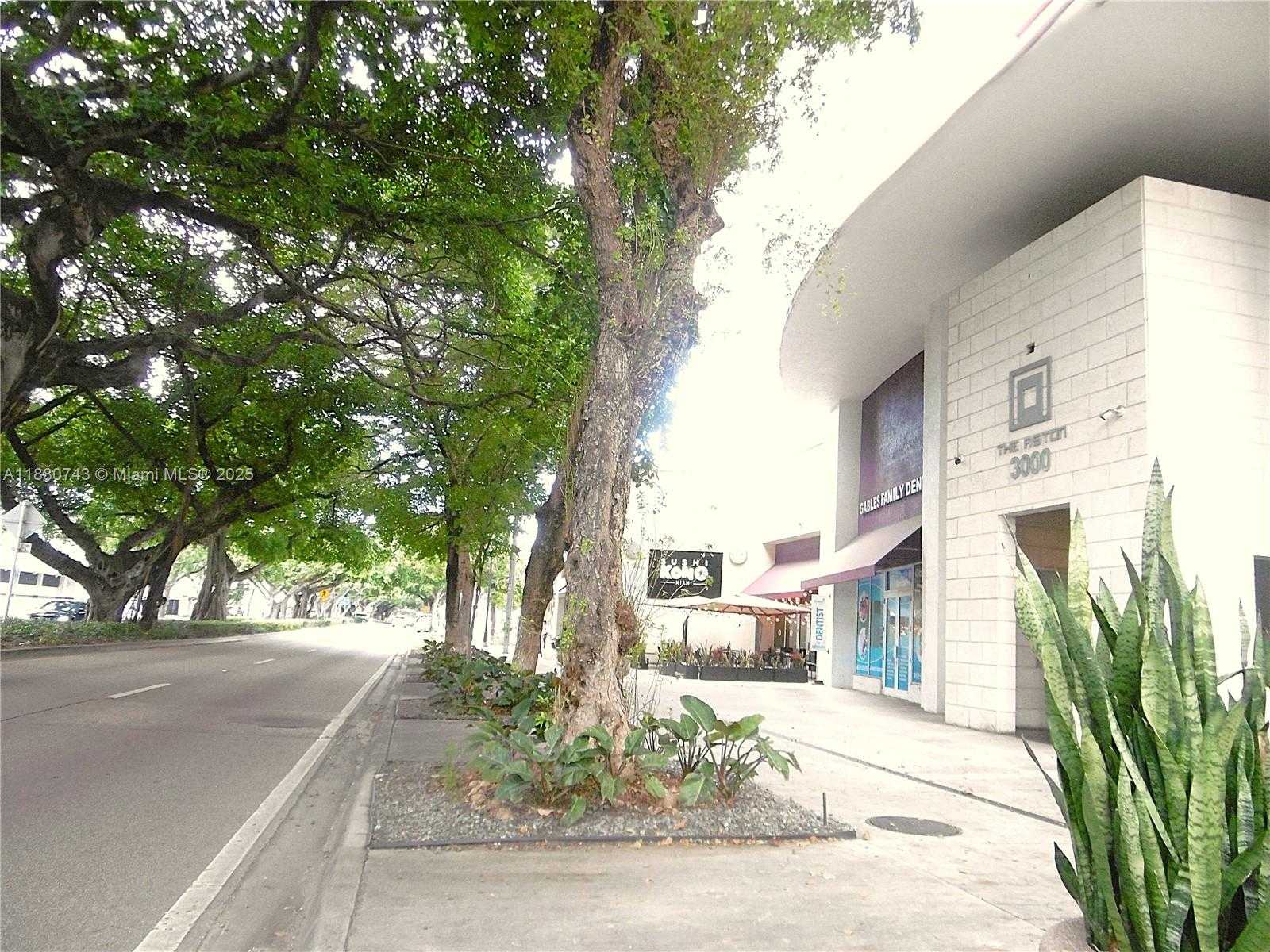 Small Image of 3000 CORAL WAY #819, Miami Number 36