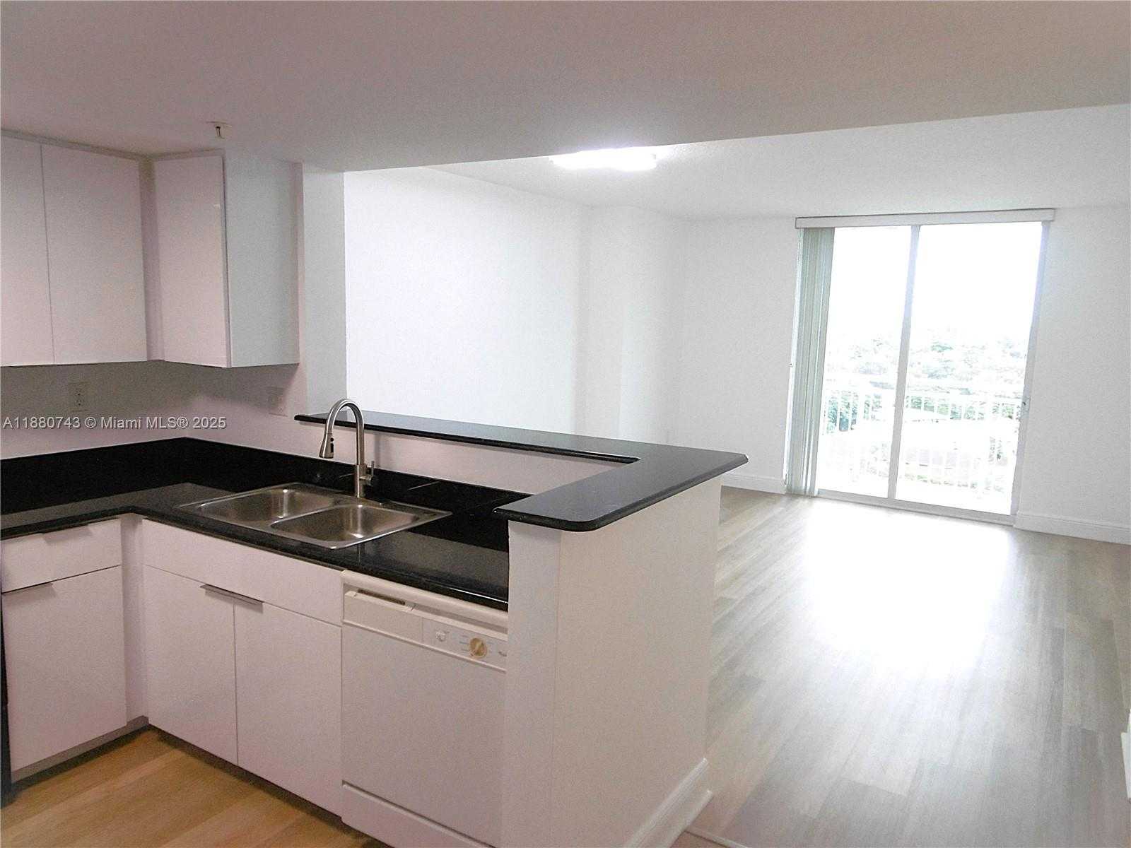 Small Image of 3000 CORAL WAY #819, Miami Number 7