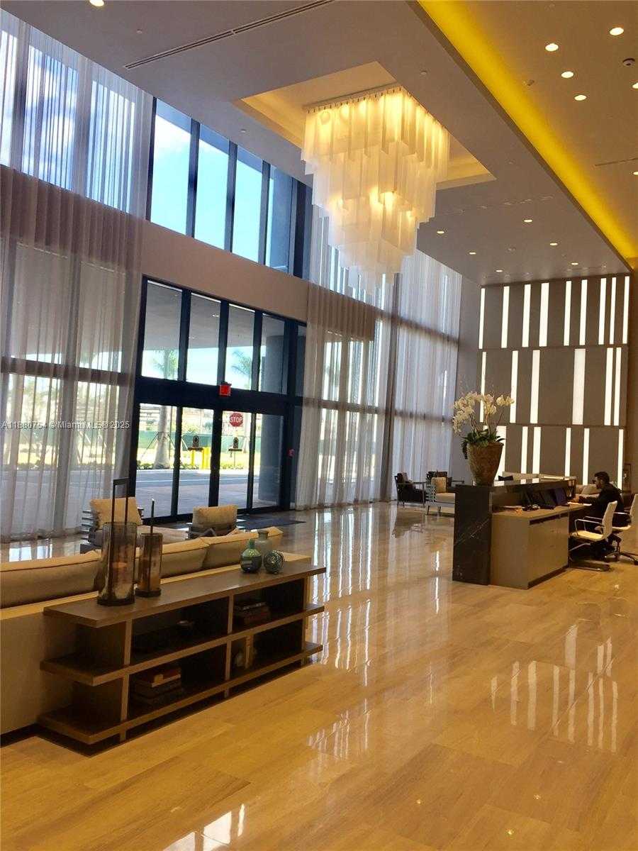 Small Image of 5300 PASEO BLVD #410, Doral Number 4