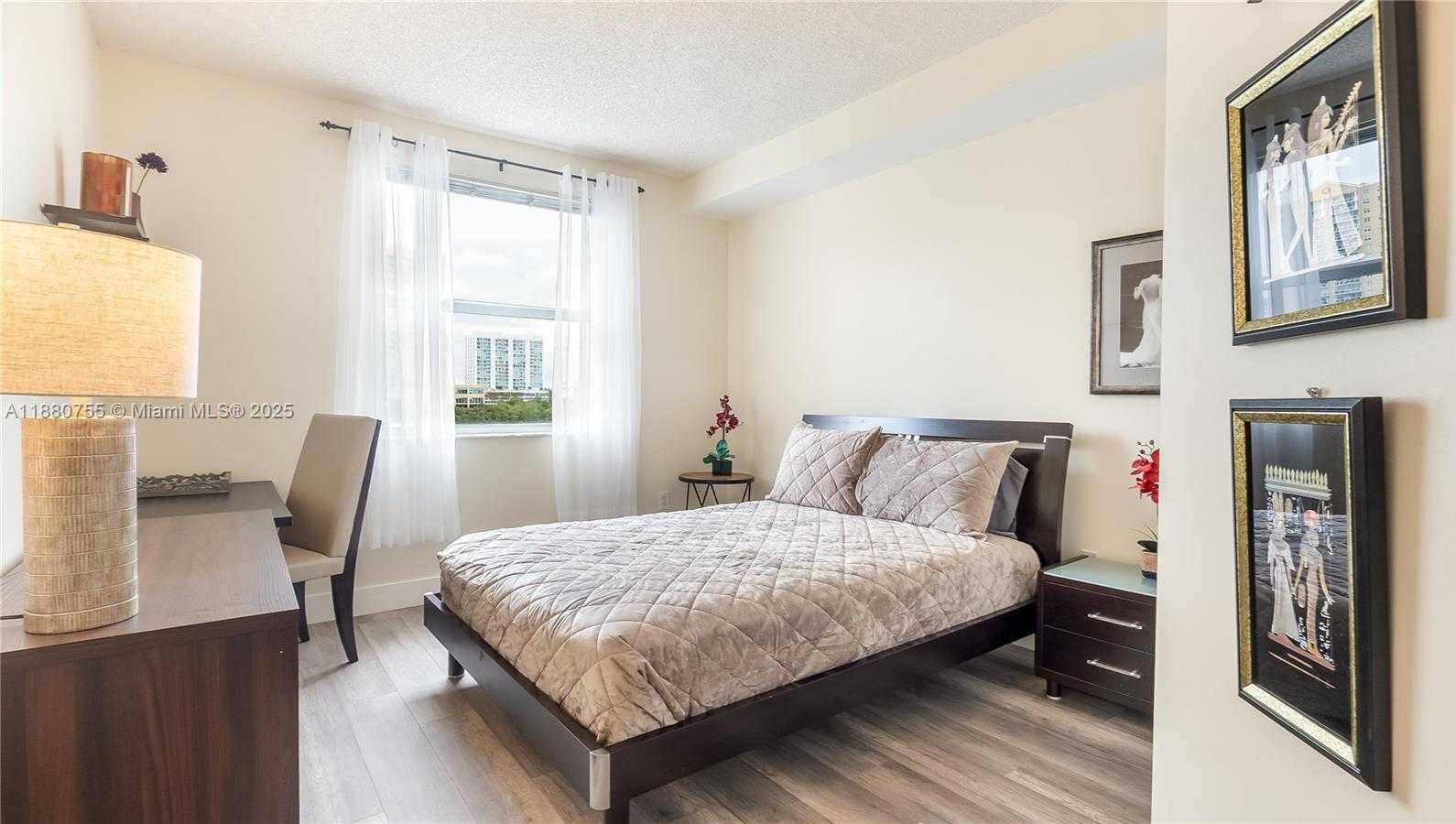 Small Image of 17100 NORTH BAY RD #1603, Sunny Isles Beach Number 24