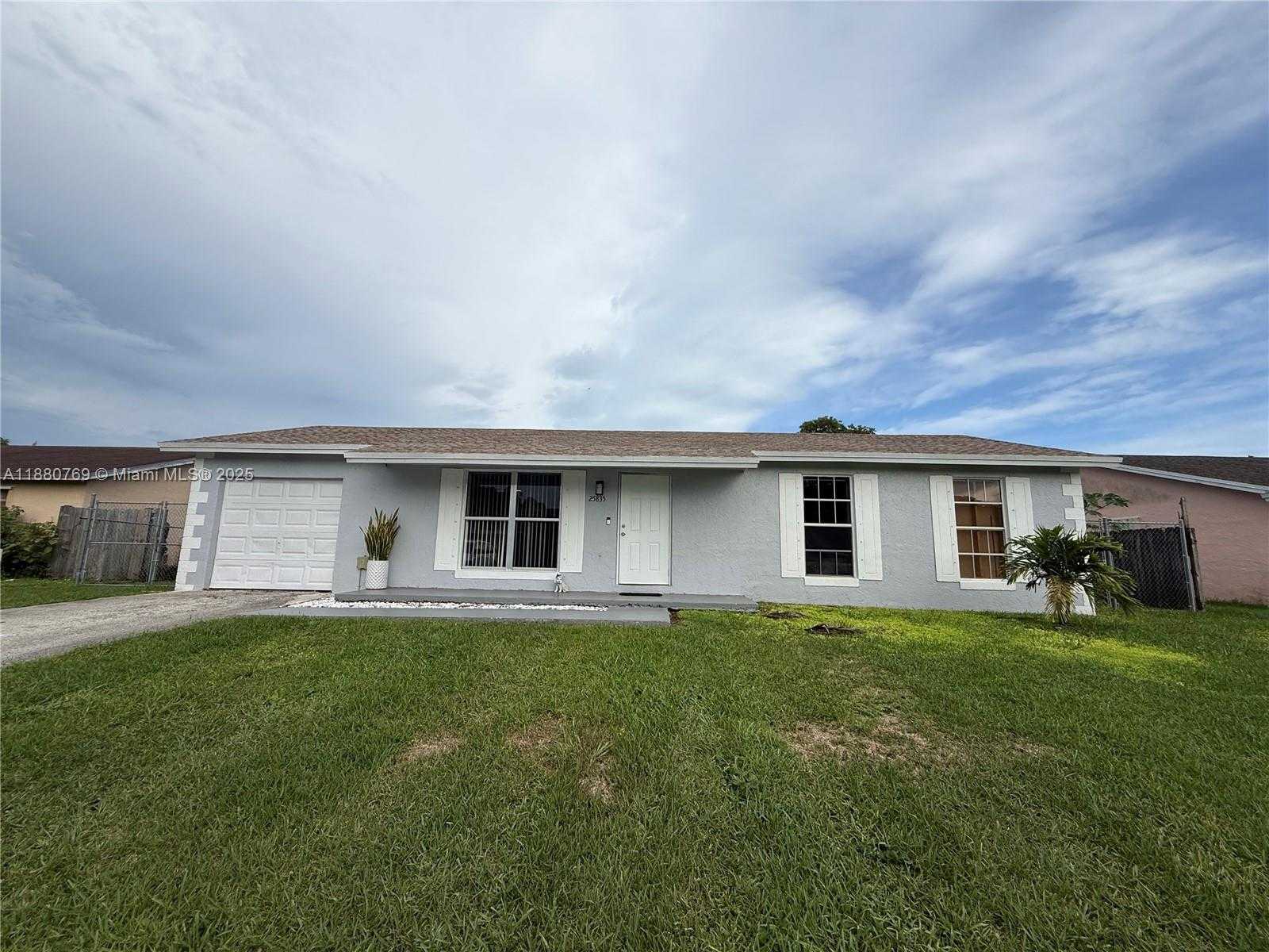 Small Image of 25835 SOUTH WEST 123RD AVE #25835, Homestead Number 2