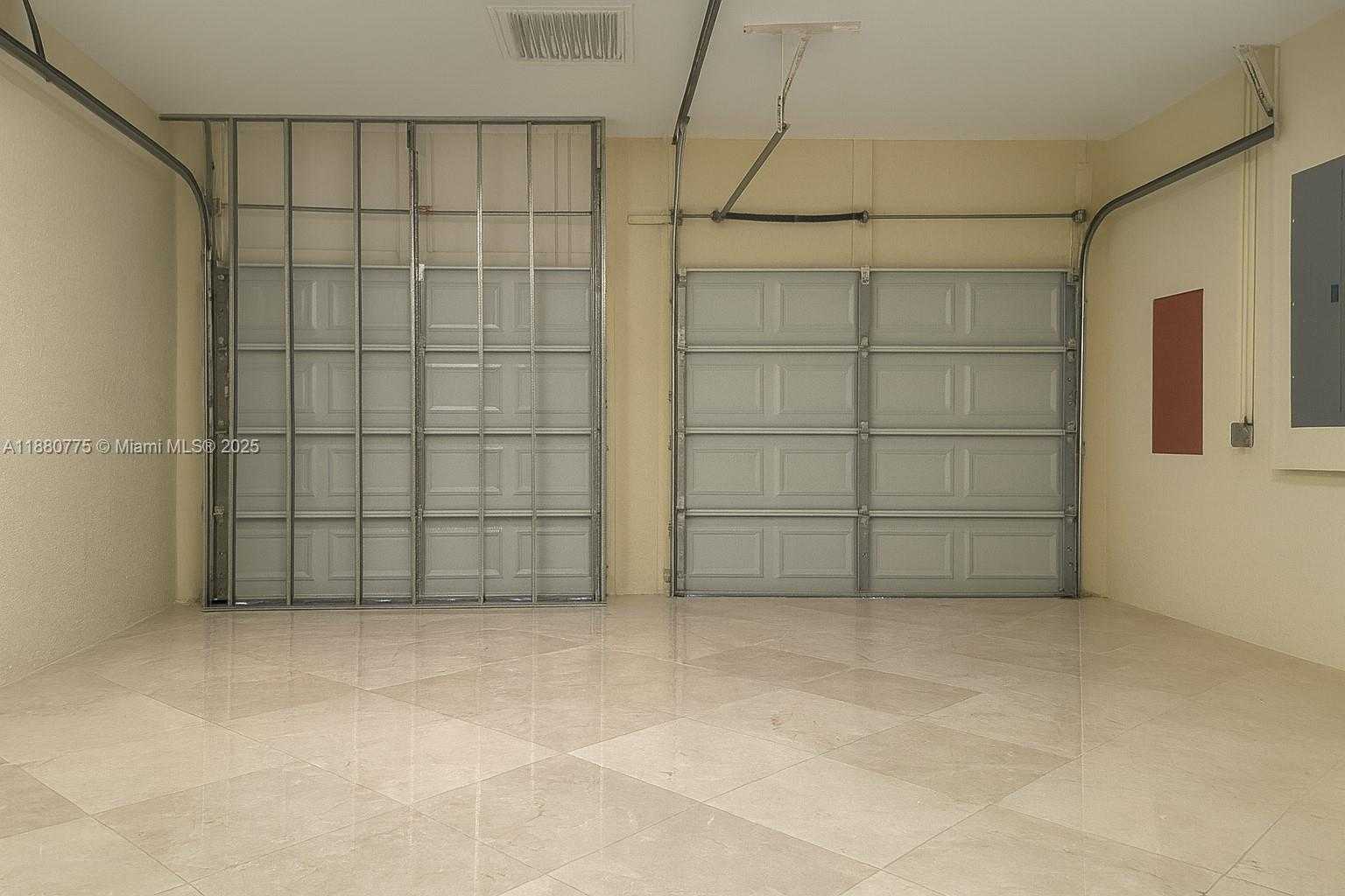 Small Image of 2803 SOUTH WEST 156TH AVE #2803, Miami Number 35