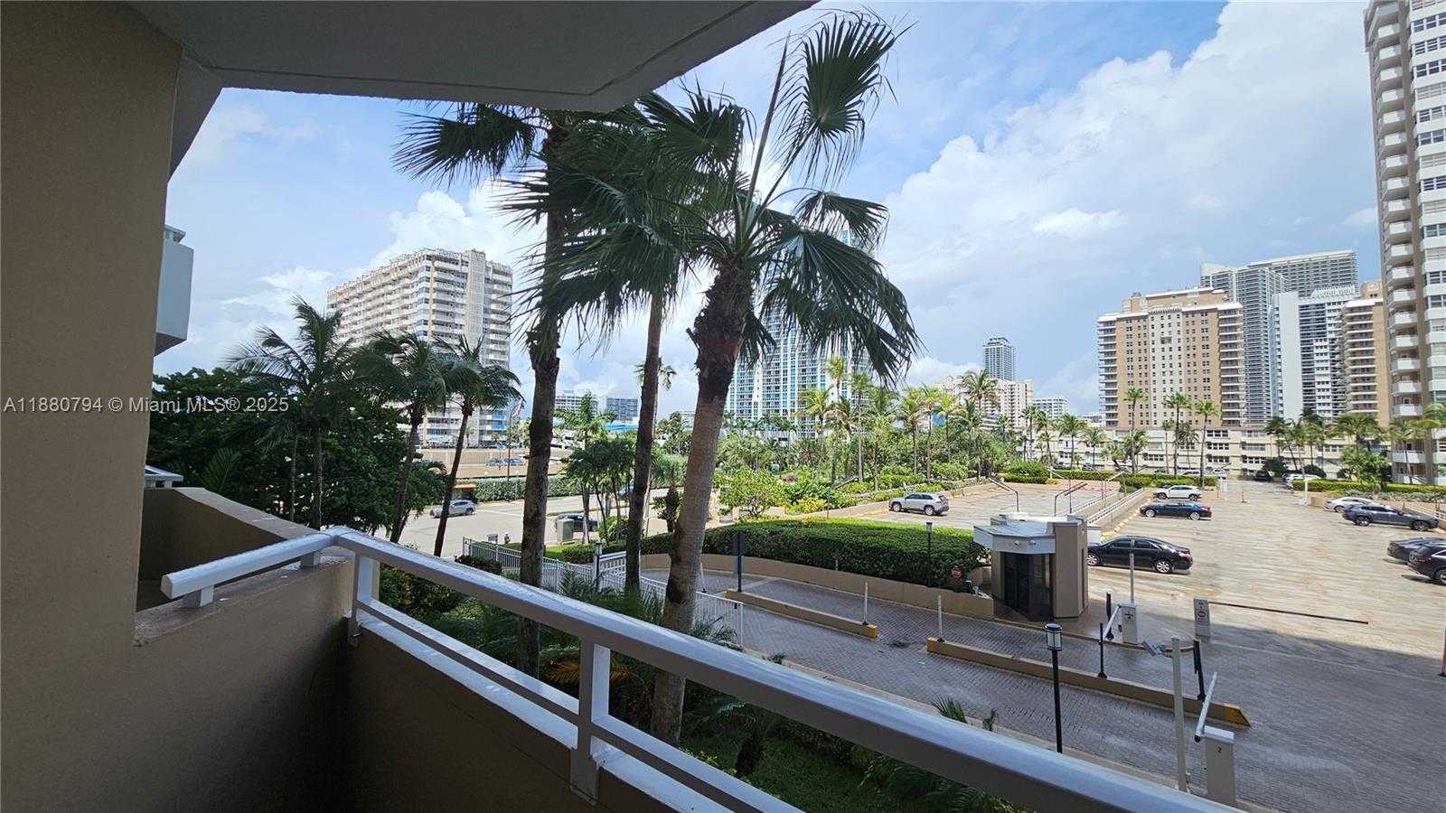 Small Image of 1980 SOUTH OCEAN DR #2K, Hallandale Beach Number 17