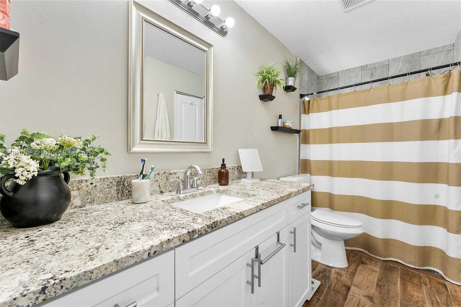 Small Image of 901 20TH ST #901, West Palm Beach Number 15