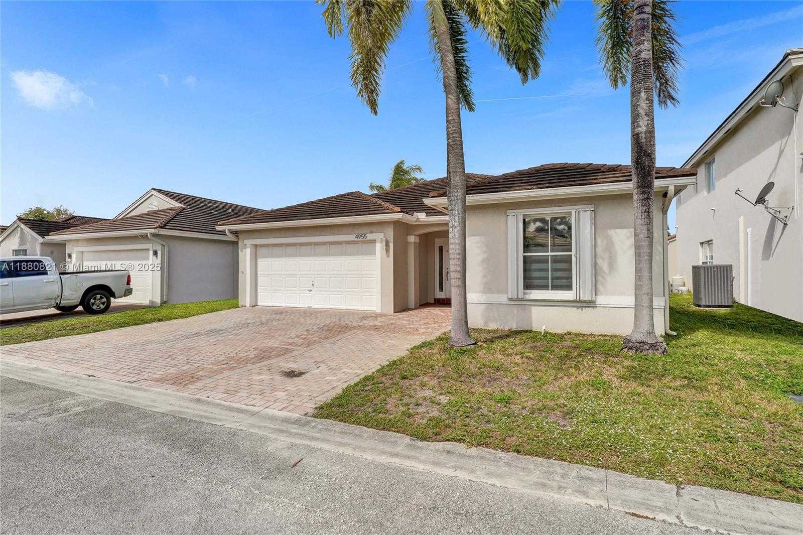 Small Image of 4955 SOUTH WEST 33RD AVE, Hollywood Number 40