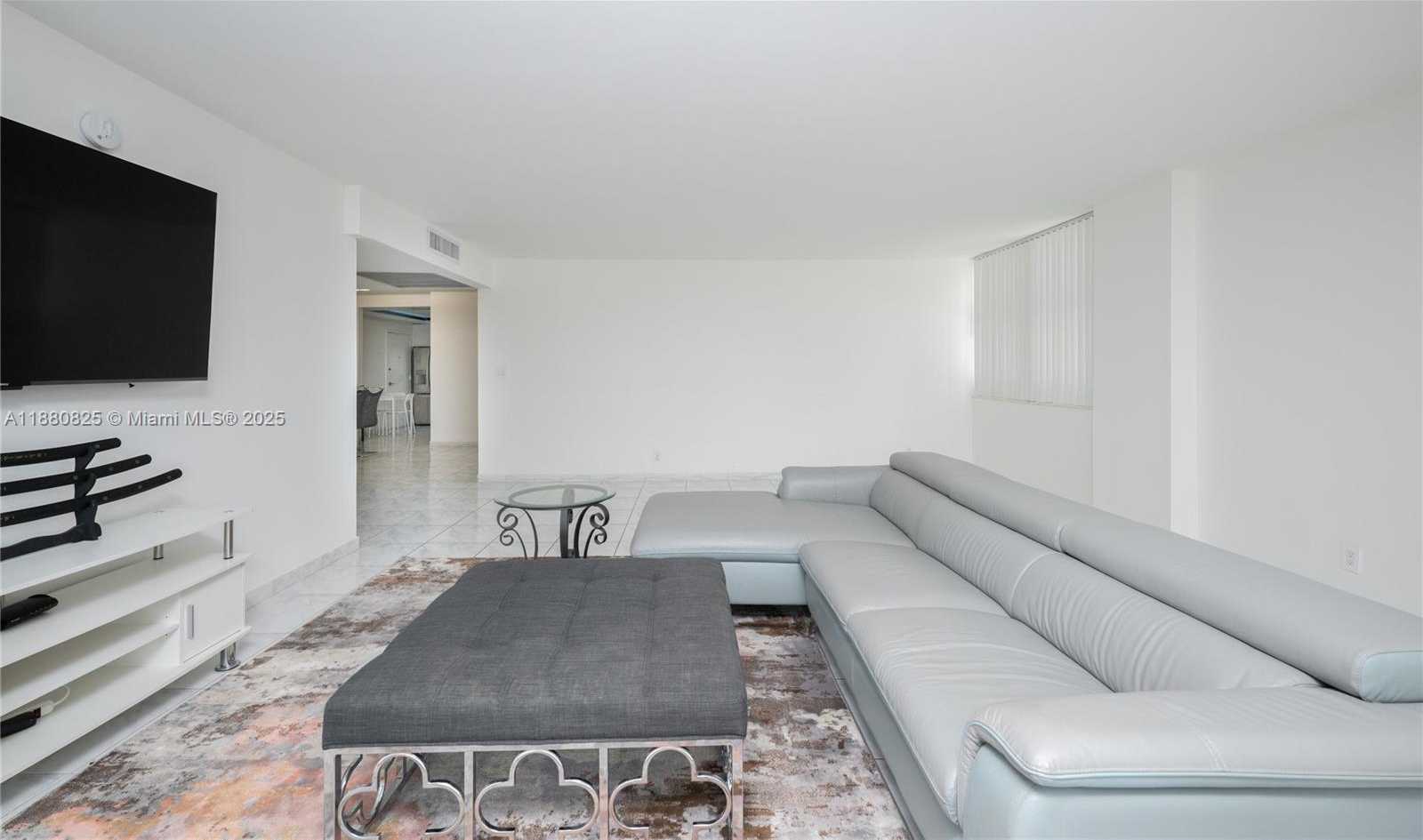 Small Image of 2030 SOUTH OCEAN DR #227, Hallandale Beach Number 12