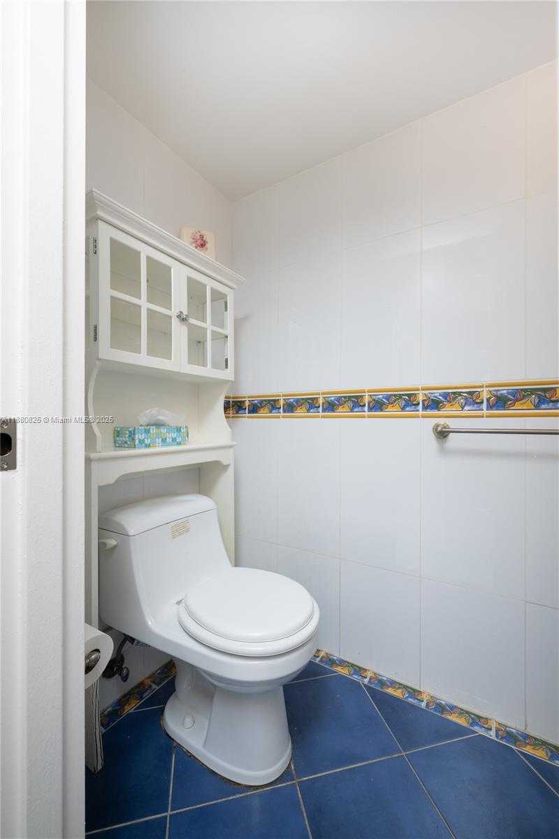 Small Image of 2030 SOUTH OCEAN DR #227, Hallandale Beach Number 35