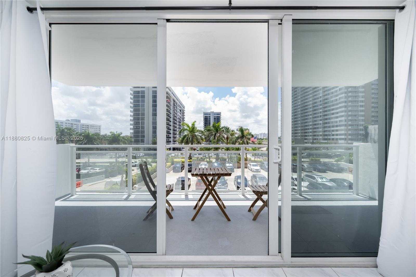 Small Image of 2030 SOUTH OCEAN DR #227, Hallandale Beach Number 4