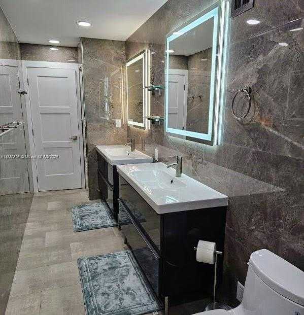 Small Image of 500 THREE ISLANDS BLVD #808, Hallandale Beach Number 16