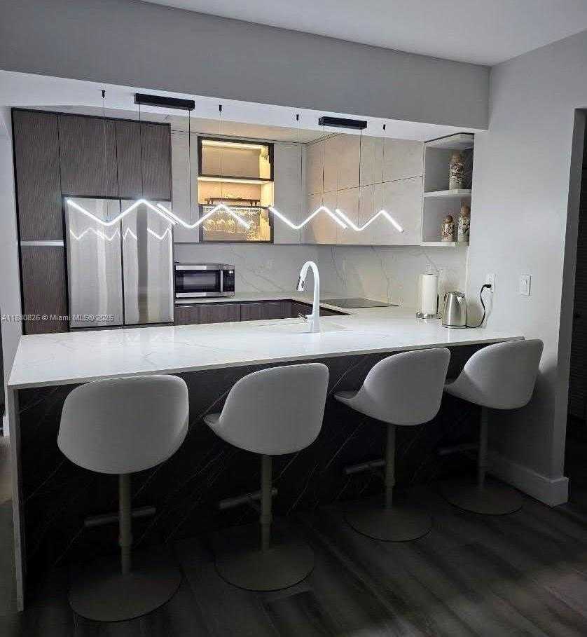 Small Image of 500 THREE ISLANDS BLVD #808, Hallandale Beach Number 3