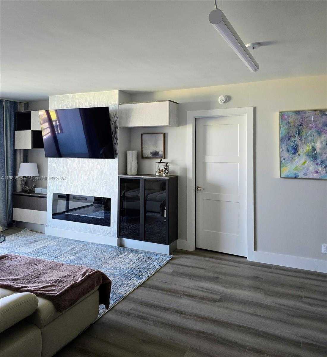 Small Image of 500 THREE ISLANDS BLVD #808, Hallandale Beach Number 7