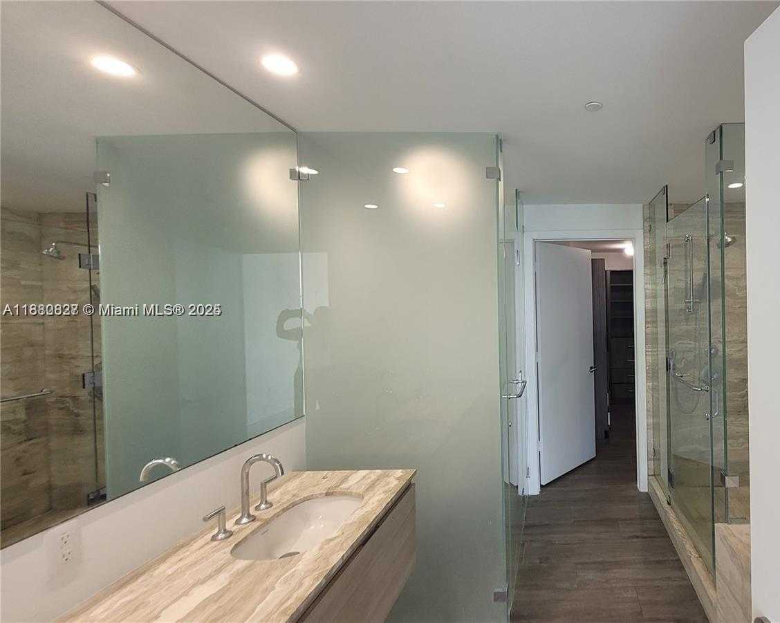 Small Image of 2900 NORTH EAST 7TH AVE #3805, Miami Number 11
