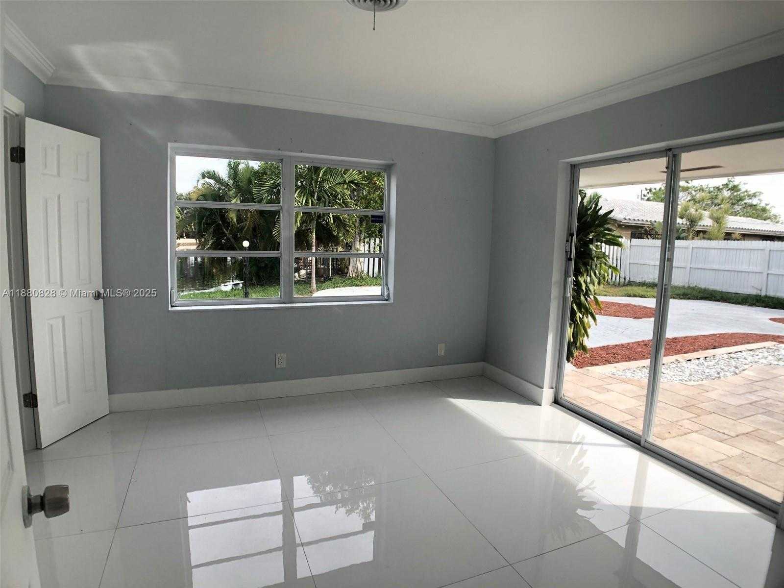 Small Image of 3340 NORTH EAST 17TH WAY, Oakland Park Number 13