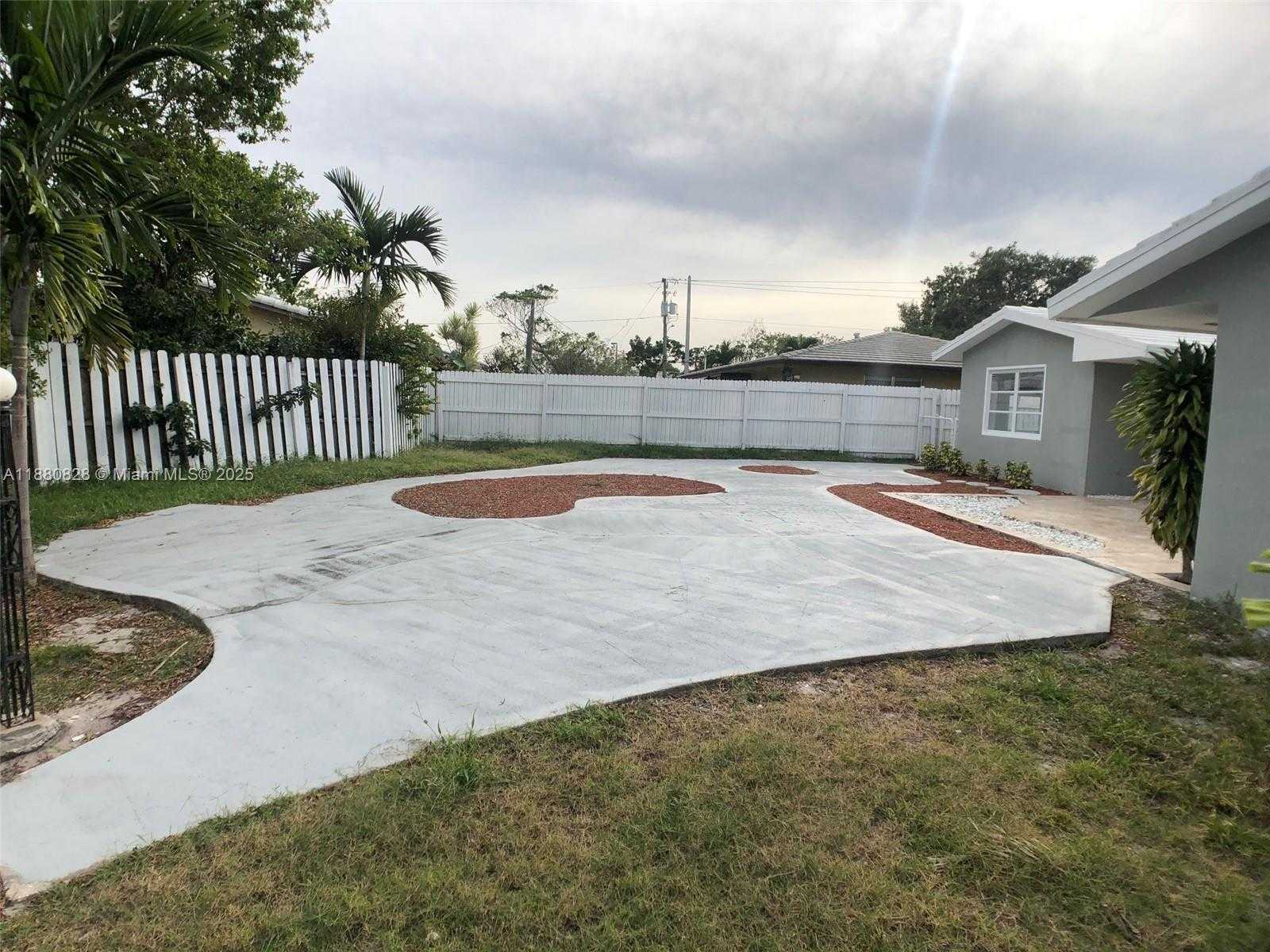 Small Image of 3340 NORTH EAST 17TH WAY, Oakland Park Number 24