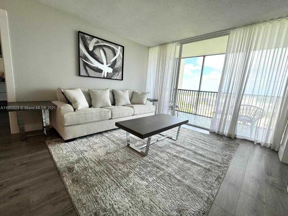 Small Image of 20301 WEST COUNTRY CLUB DR #2522, Aventura Number 4