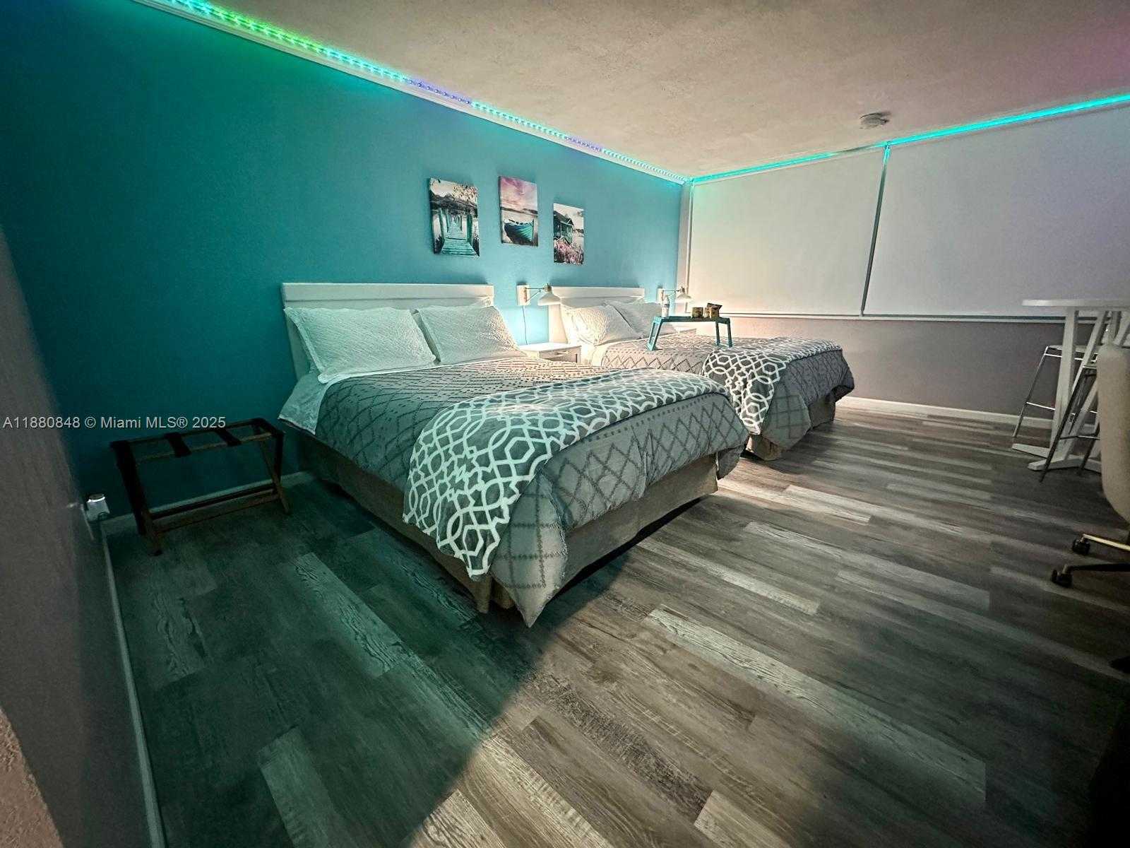 Small Image of 19201 COLLINS AVE #1027, Sunny Isles Beach Number 3
