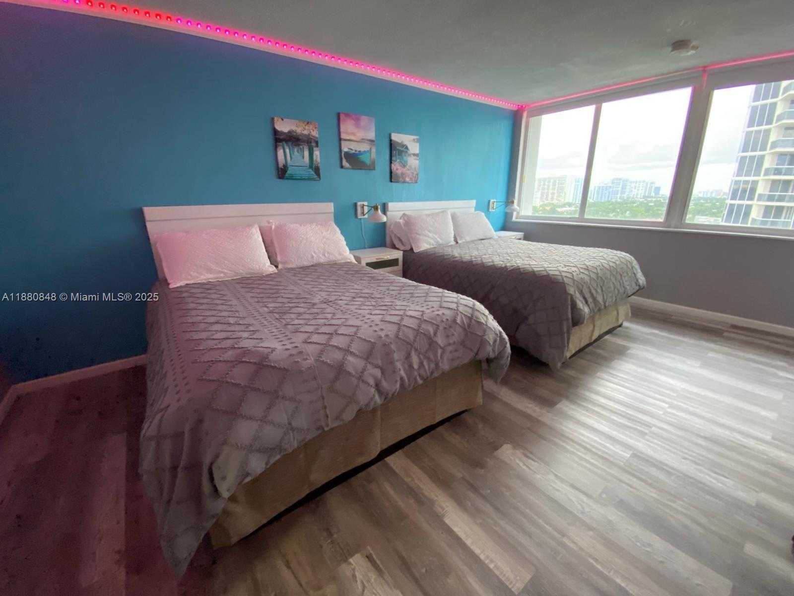 Small Image of 19201 COLLINS AVE #1027, Sunny Isles Beach Number 4