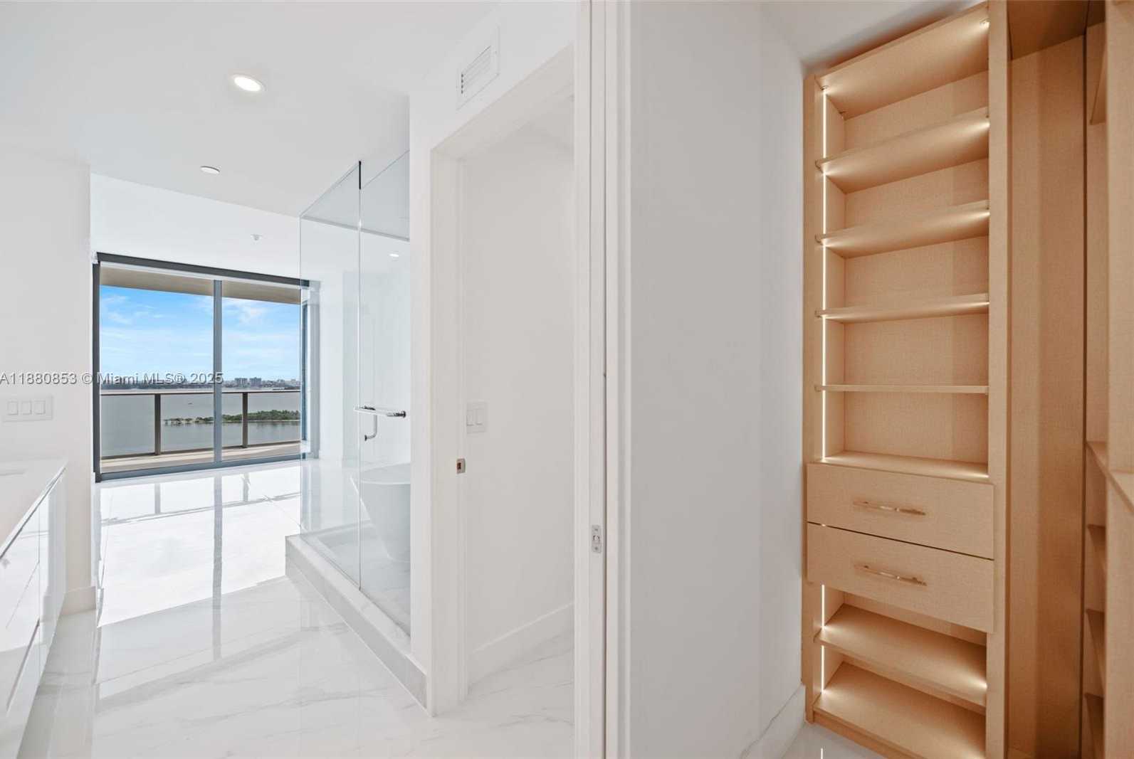 Small Image of 700 NORTH EAST 24TH ST #2004, Miami Number 19