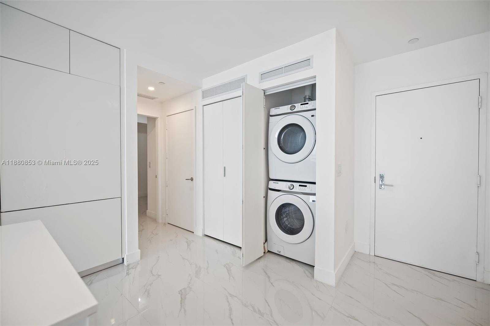 Small Image of 700 NORTH EAST 24TH ST #2004, Miami Number 25