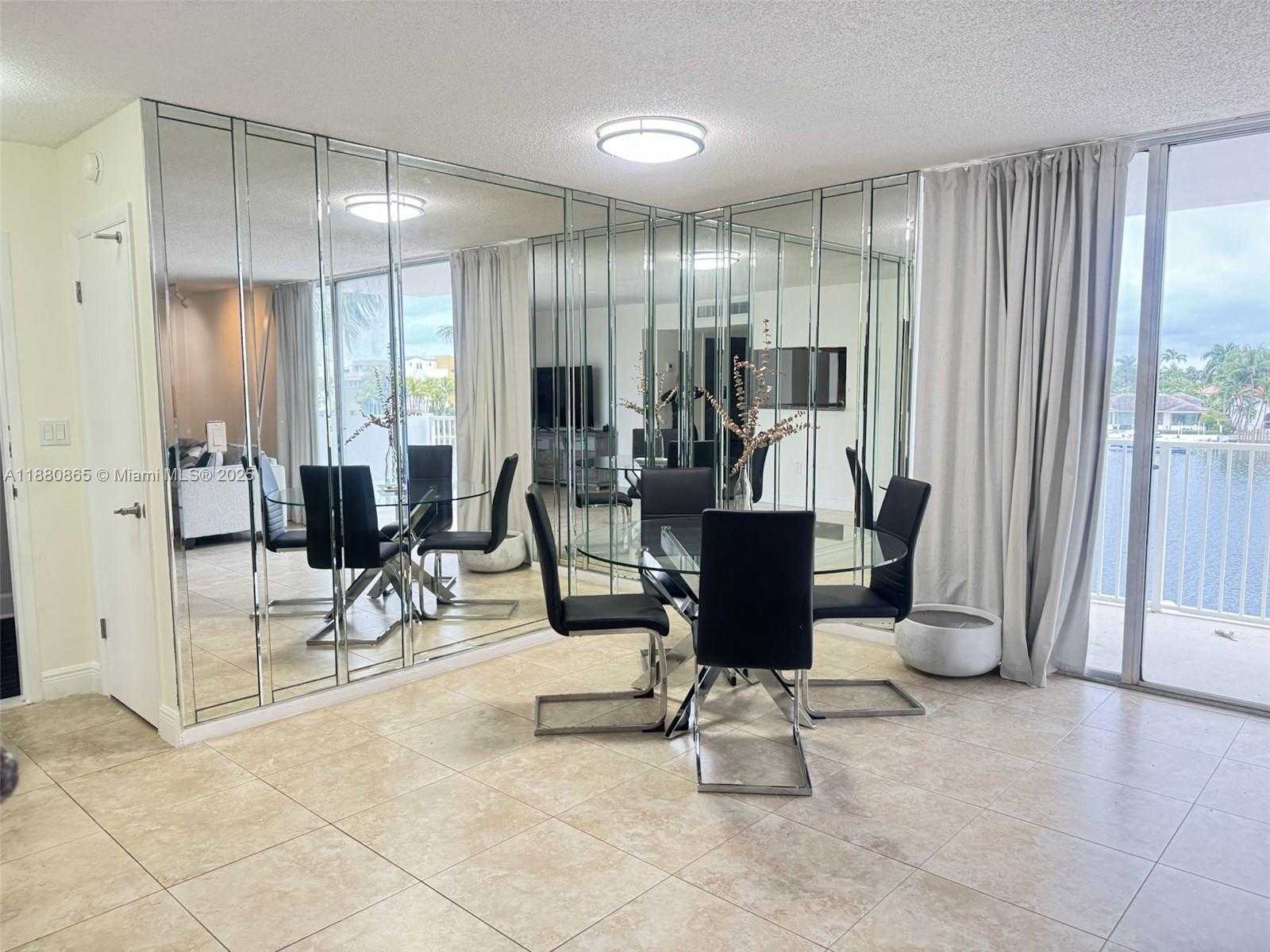 Small Image of 5838 COLLINS AVE #2A, Miami Beach Number 6