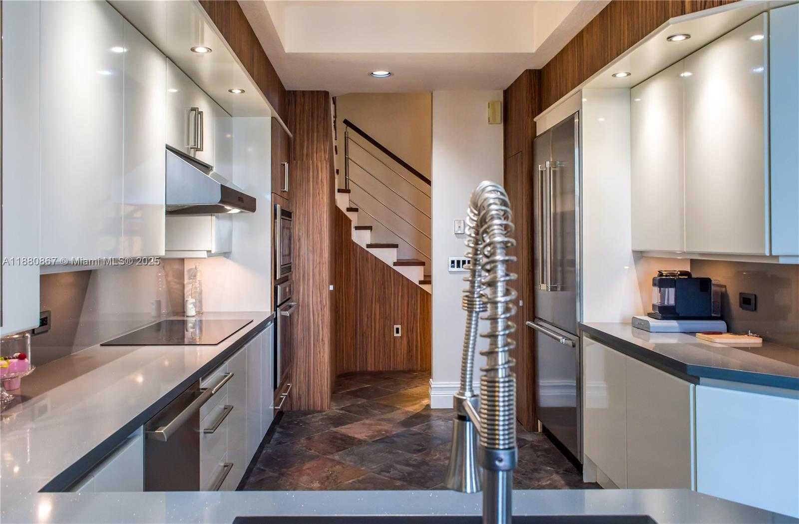 Small Image of 3705 NORTH EAST 214 ST #13, Aventura Number 15