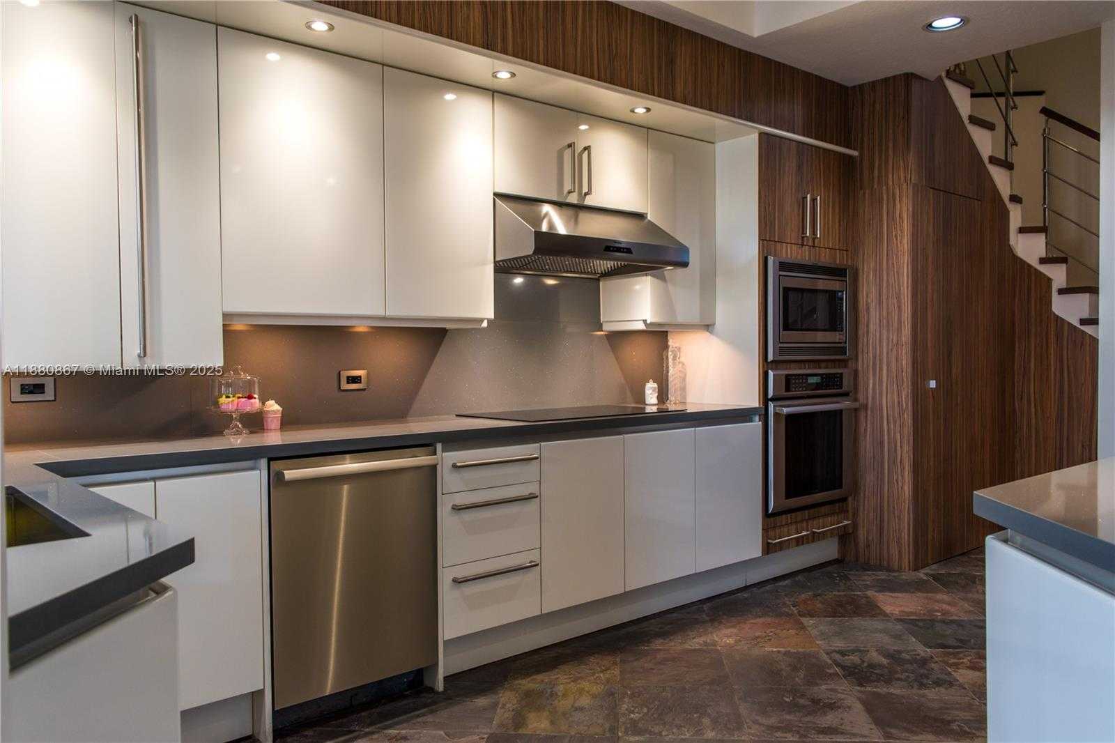 Small Image of 3705 NORTH EAST 214 ST #13, Aventura Number 17