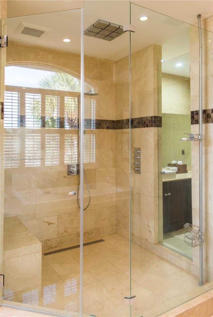Small Image of 3705 NORTH EAST 214 ST #13, Aventura Number 32