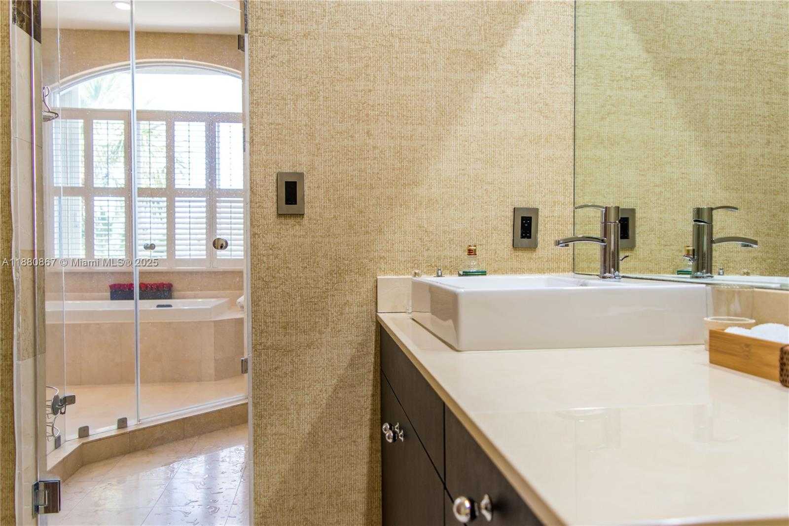 Small Image of 3705 NORTH EAST 214 ST #13, Aventura Number 33