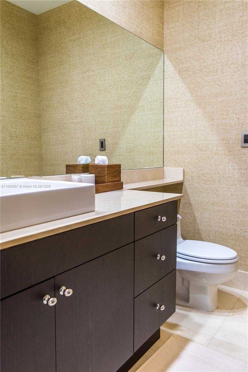 Small Image of 3705 NORTH EAST 214 ST #13, Aventura Number 34