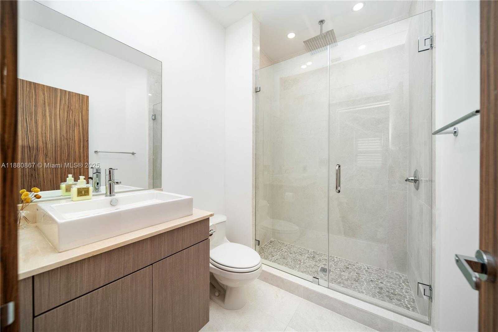 Small Image of 3705 NORTH EAST 214 ST #13, Aventura Number 41