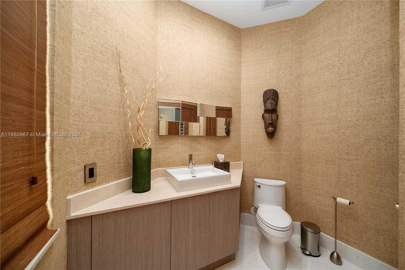 Small Image of 3705 NORTH EAST 214 ST #13, Aventura Number 44