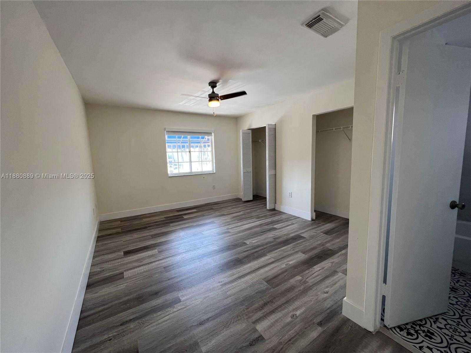 Small Image of 2208 WEST 74TH ST #202-21, Hialeah Number 11