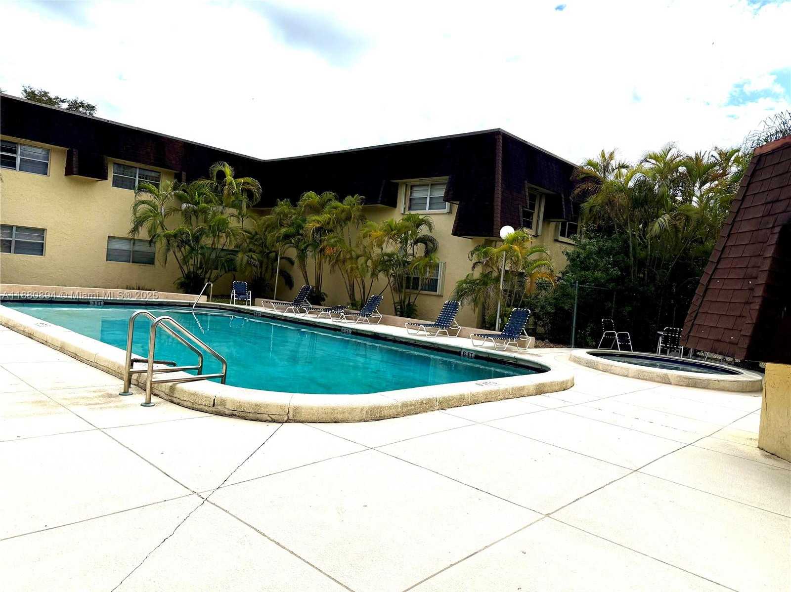Small Image of 9011 SOUTH WEST 138TH ST #8-2, Miami Number 21