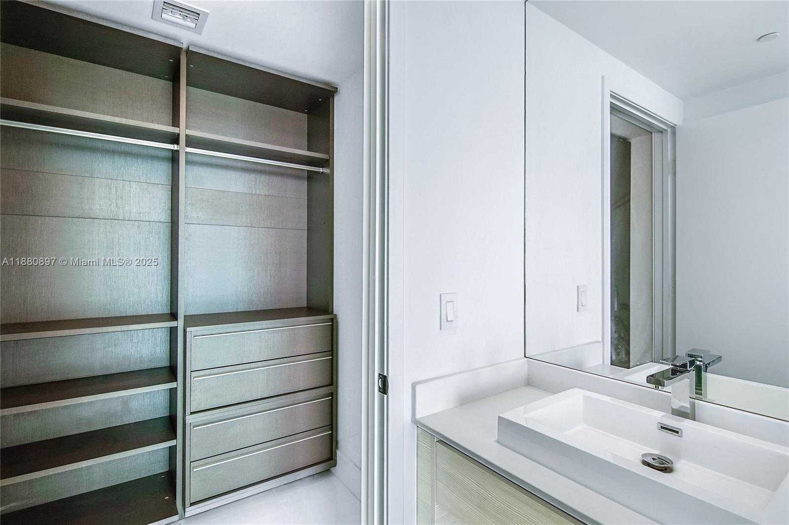 Small Image of 460 NORTH EAST 28TH ST #3507, Miami Number 8