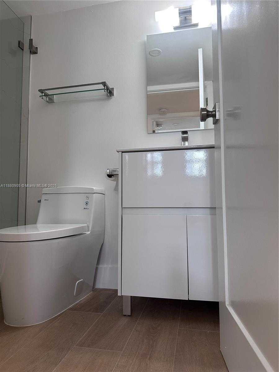Small Image of 210 SOUTH WEST 11TH ST #505, Miami Number 12