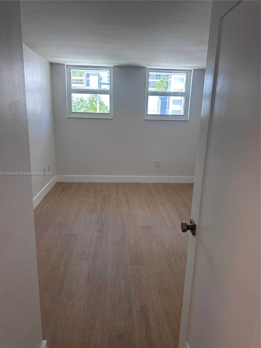Small Image of 210 SOUTH WEST 11TH ST #505, Miami Number 8