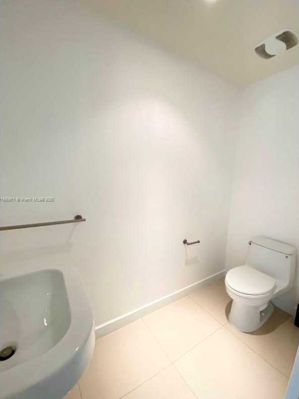 Small Image of 1040 BISCAYNE BLVD #3605, Miami Number 5