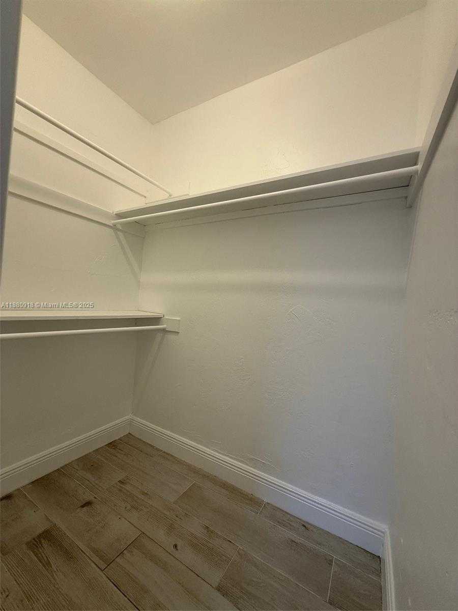 Small Image of 542 EUCLID AVE #4, Miami Beach Number 8