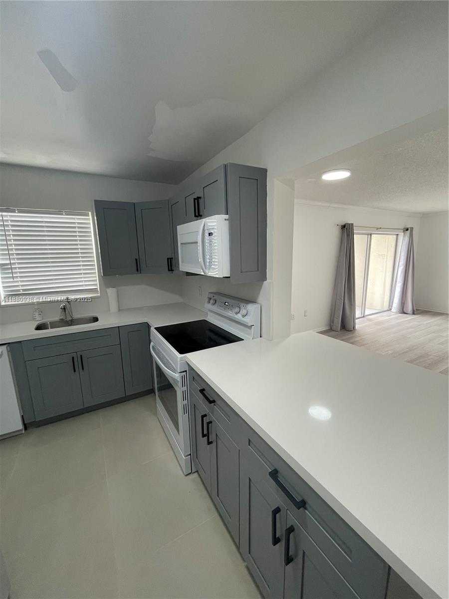 Small Image of 7765 SOUTH WEST 86TH ST #F2-202, Miami Number 25