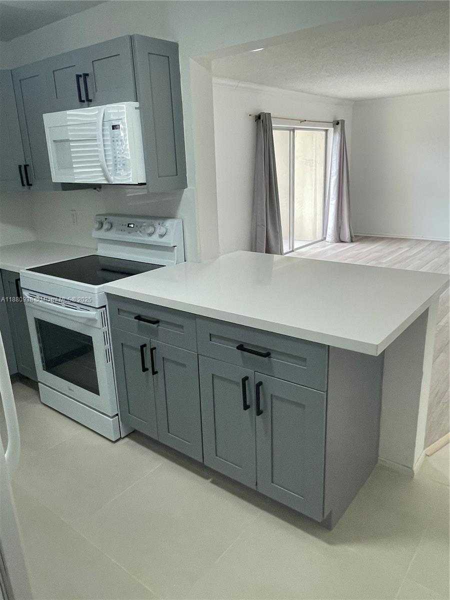 Small Image of 7765 SOUTH WEST 86TH ST #F2-202, Miami Number 5