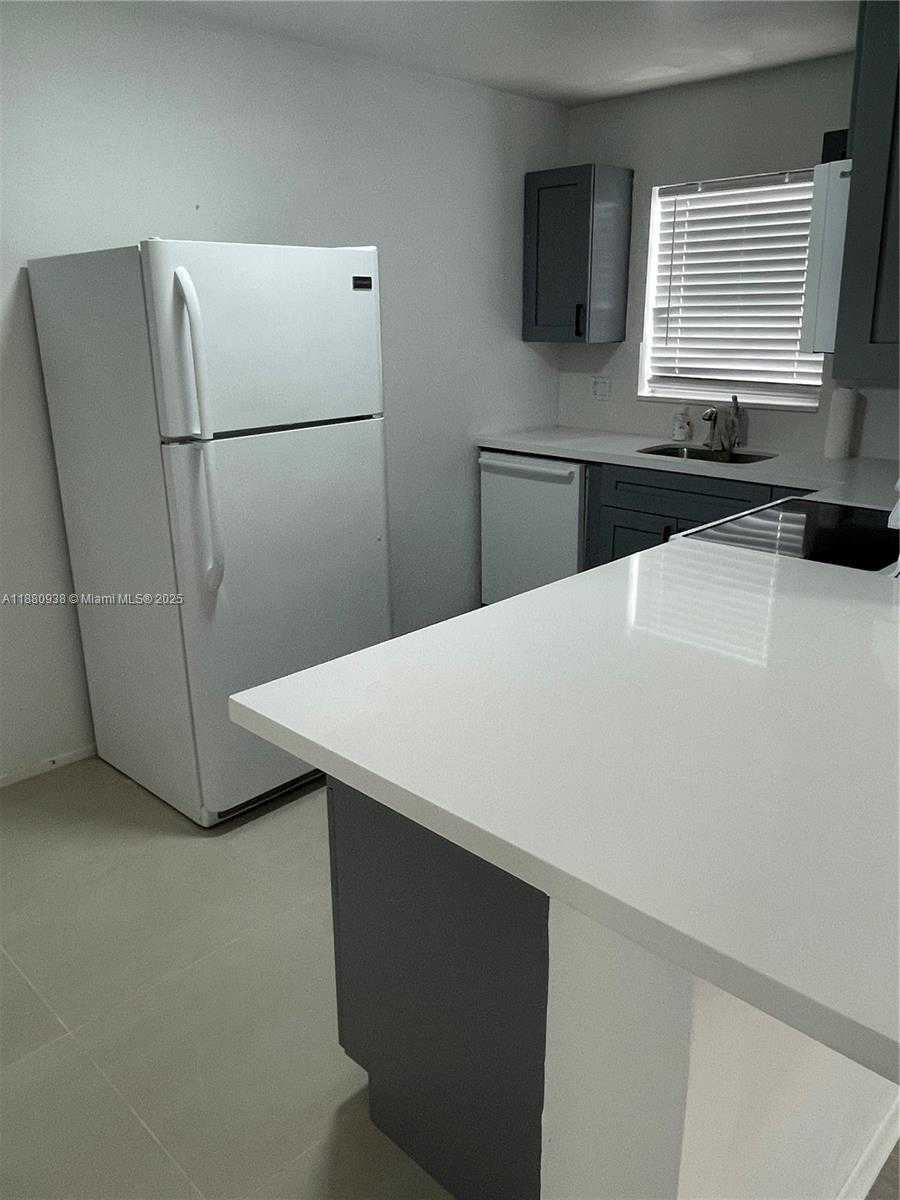 Small Image of 7765 SOUTH WEST 86TH ST #F2-202, Miami Number 6
