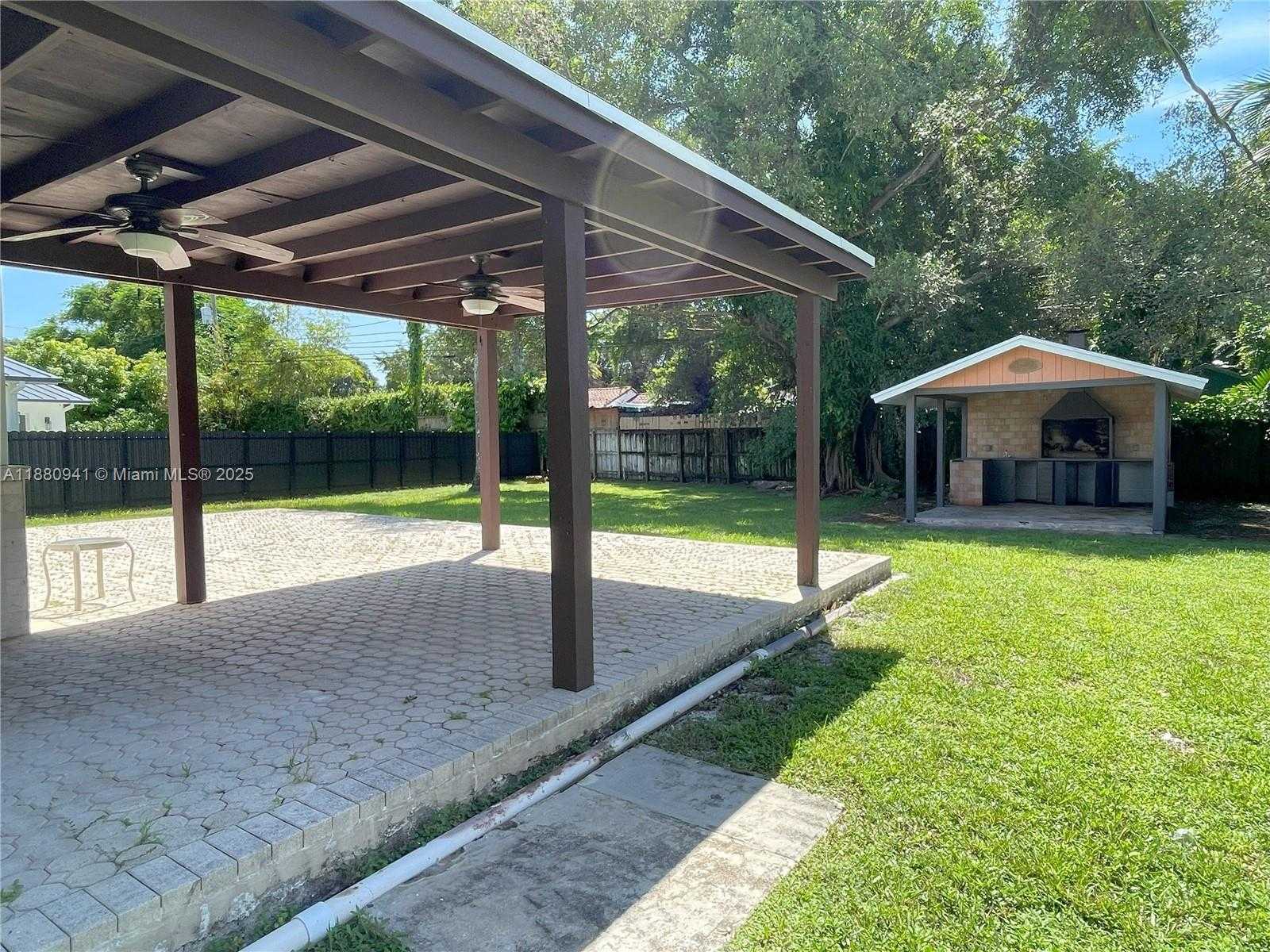 Small Image of 5740 SOUTH WEST 45TH TER #-, Miami Number 23